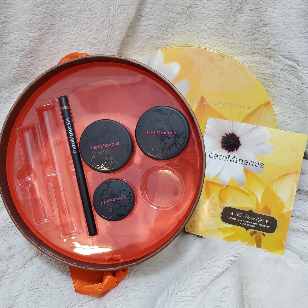 bareMINERALS 4 PIECE SET